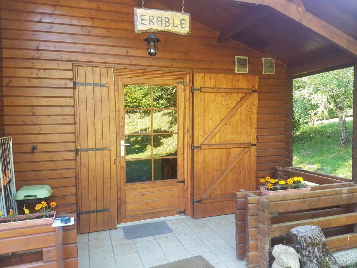 Les Chalets De Montorgueil Saurat Exterior photo